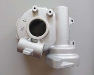 Aluminum alloy gravity casting